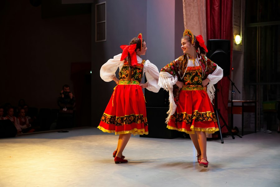 Photo muzica de petrecere românească
