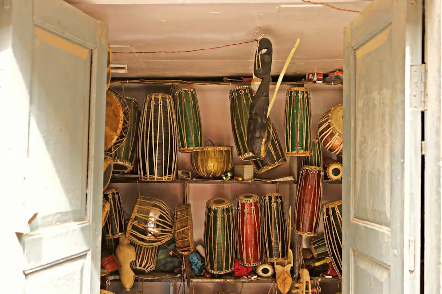 Photo musical instruments guide